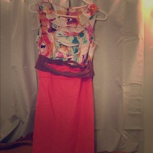 Women’s Size 4 Cute Dress!